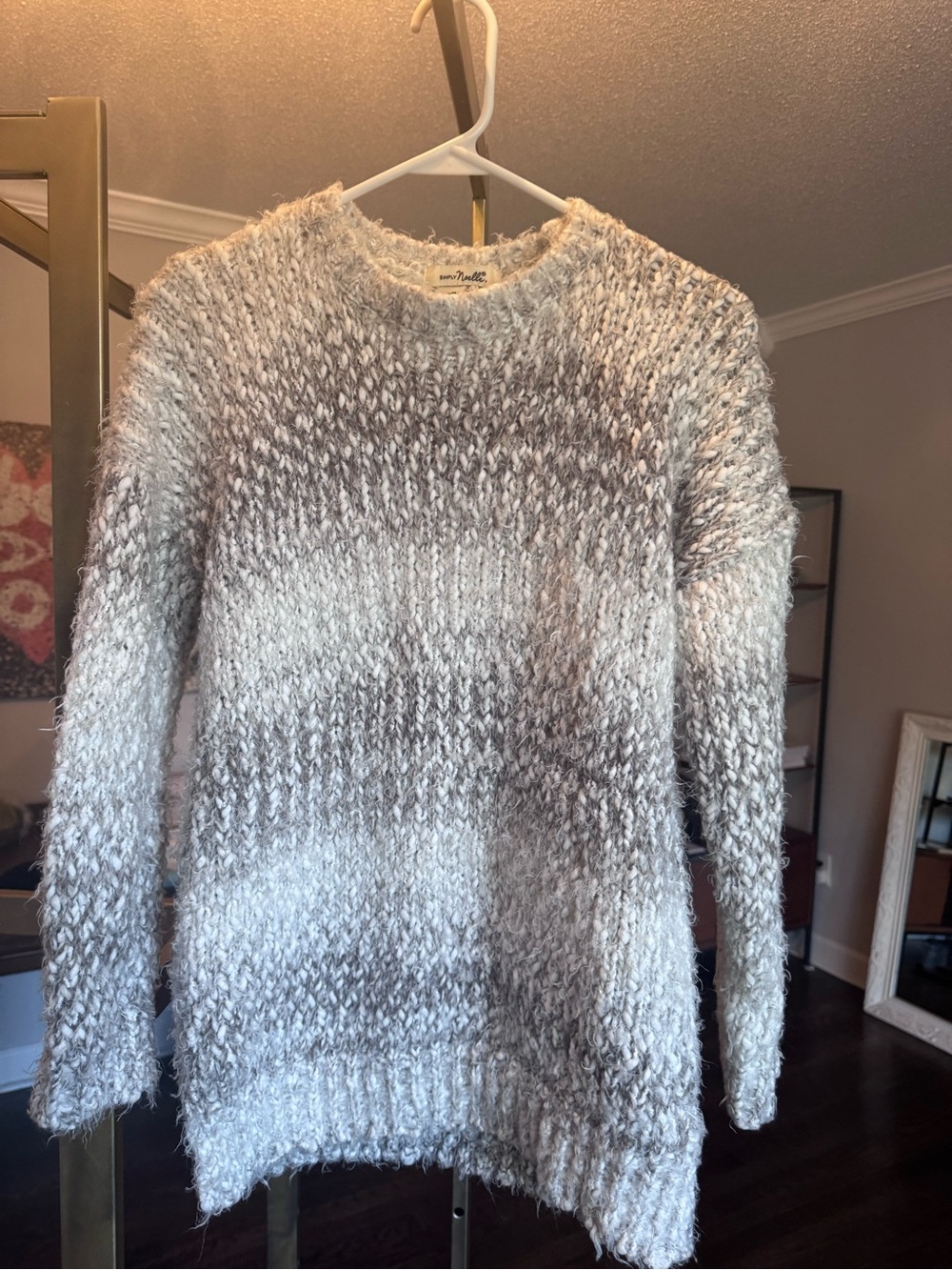 Simply Noelle Marled Crewneck Sweater in Gray and White
